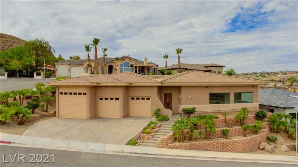 Property Photo:  899 Moonstone Drive  NV 89005 