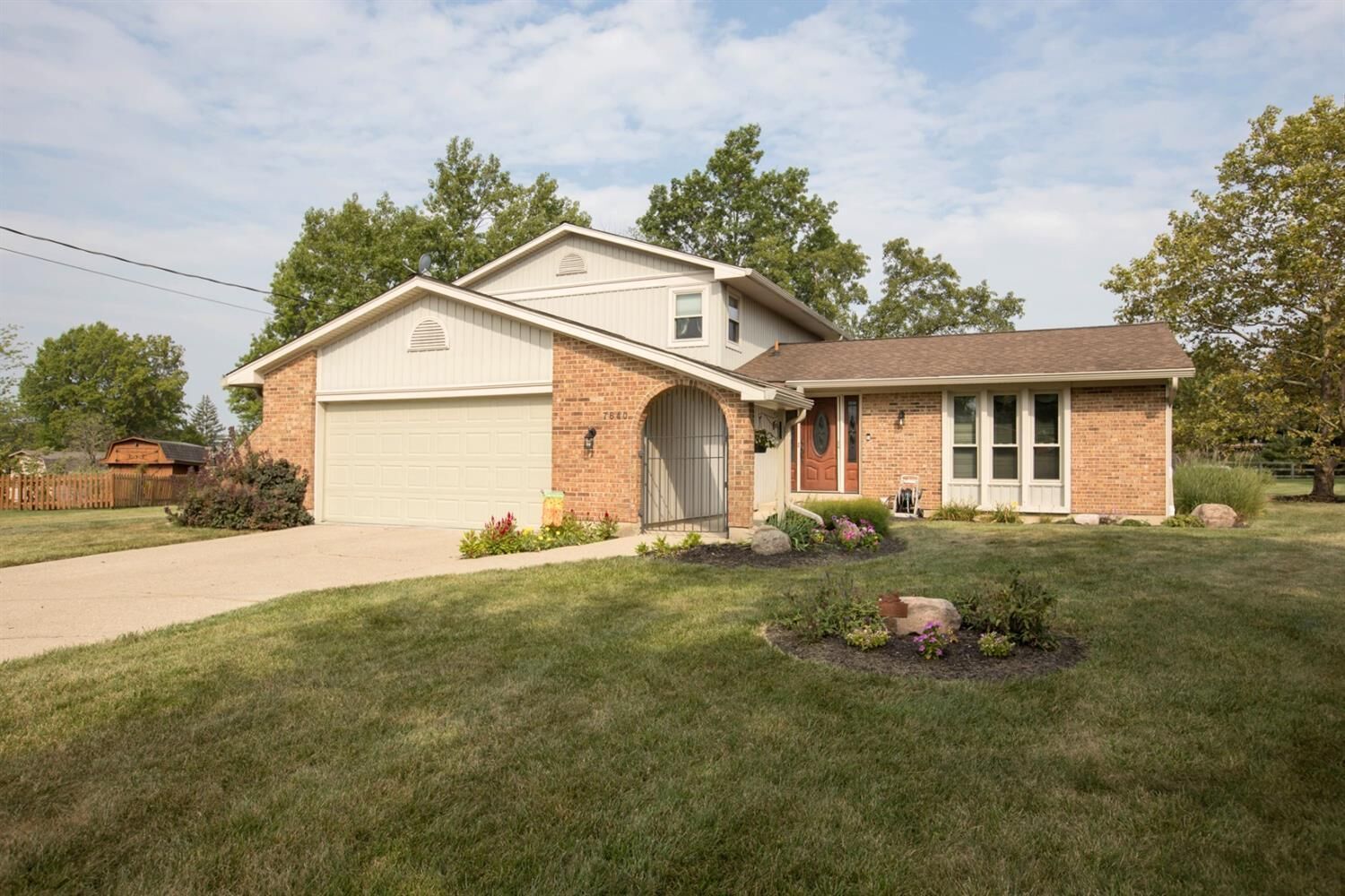 Property Photo:  7640 Jonathan Ct  OH 45069 