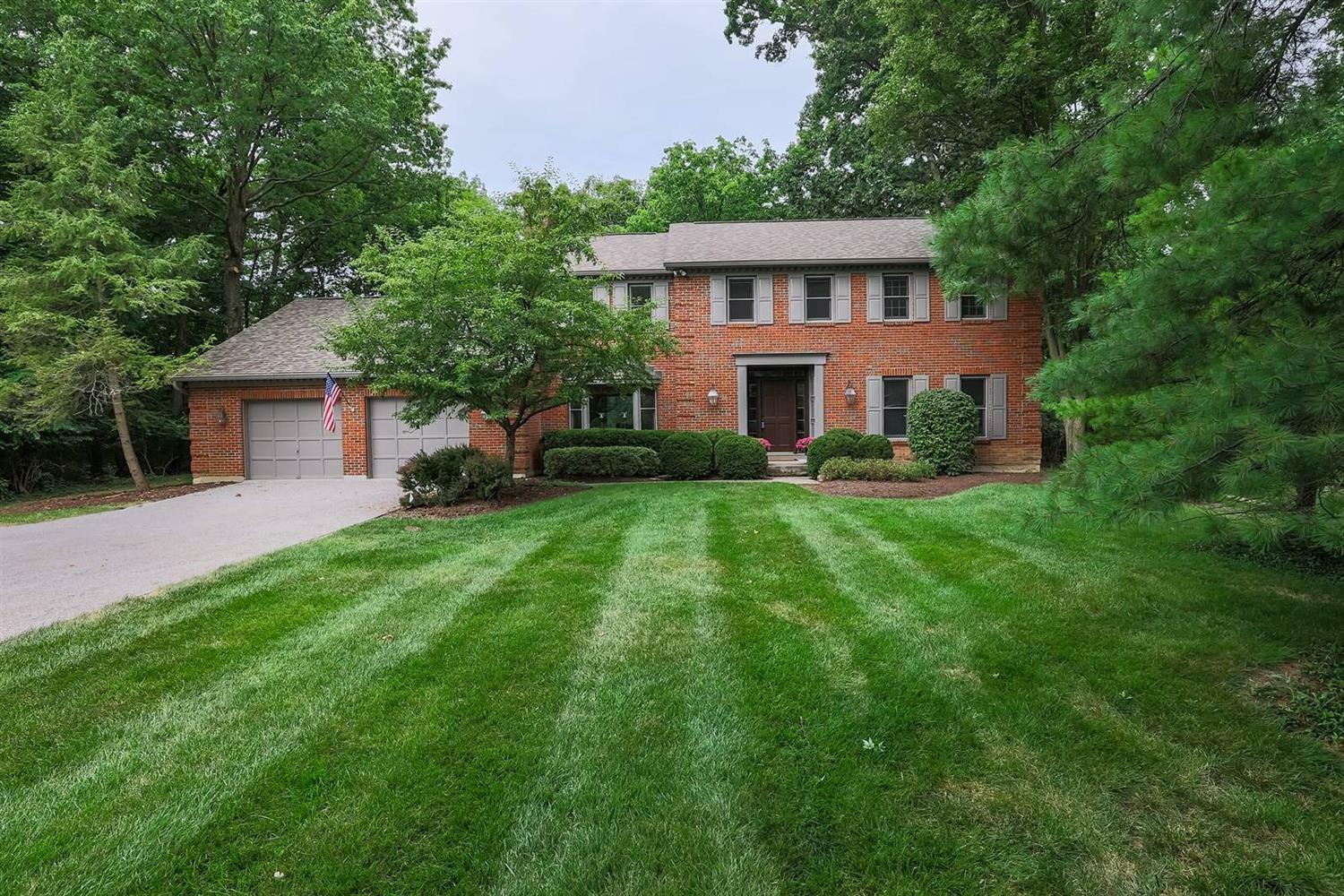 Property Photo:  10034 Wimbledon Ct  OH 45242 