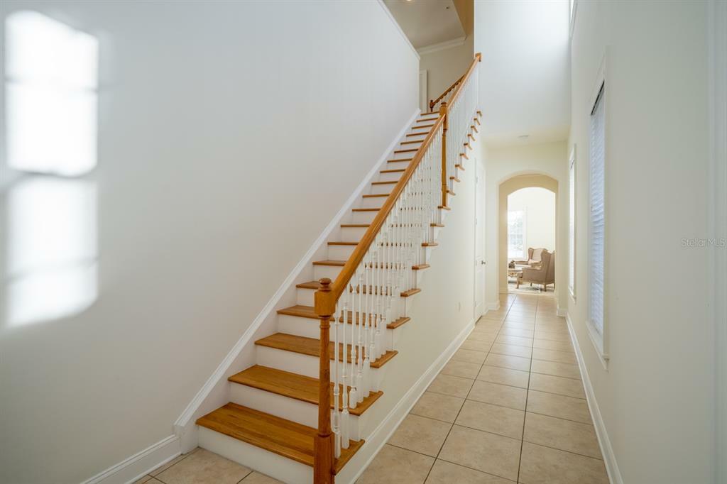 Property Photo:  270 Newbury Place N  FL 33716 