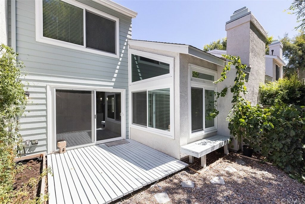 Property Photo:  390 Deerfield Avenue 125  CA 92606 