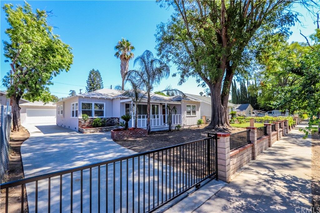 Property Photo:  17453 Los Alimos Street  CA 91344 
