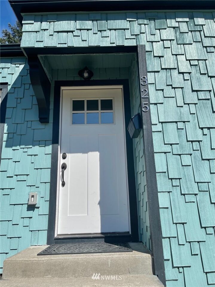 Property Photo: 325 Berkeley Avenue WA 98466