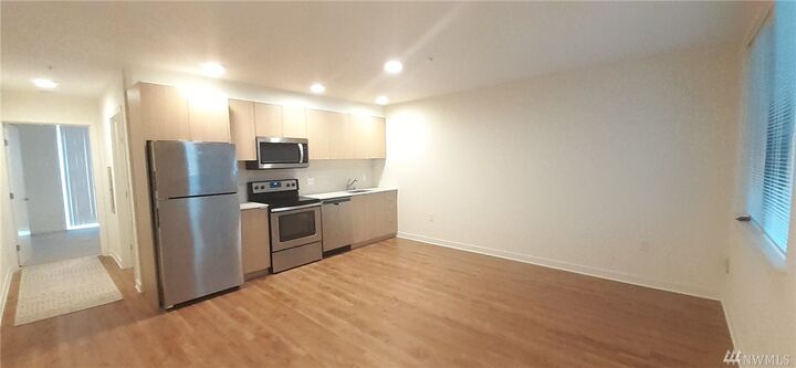 Property Photo: 1601 N 45th St 209 WA 98103