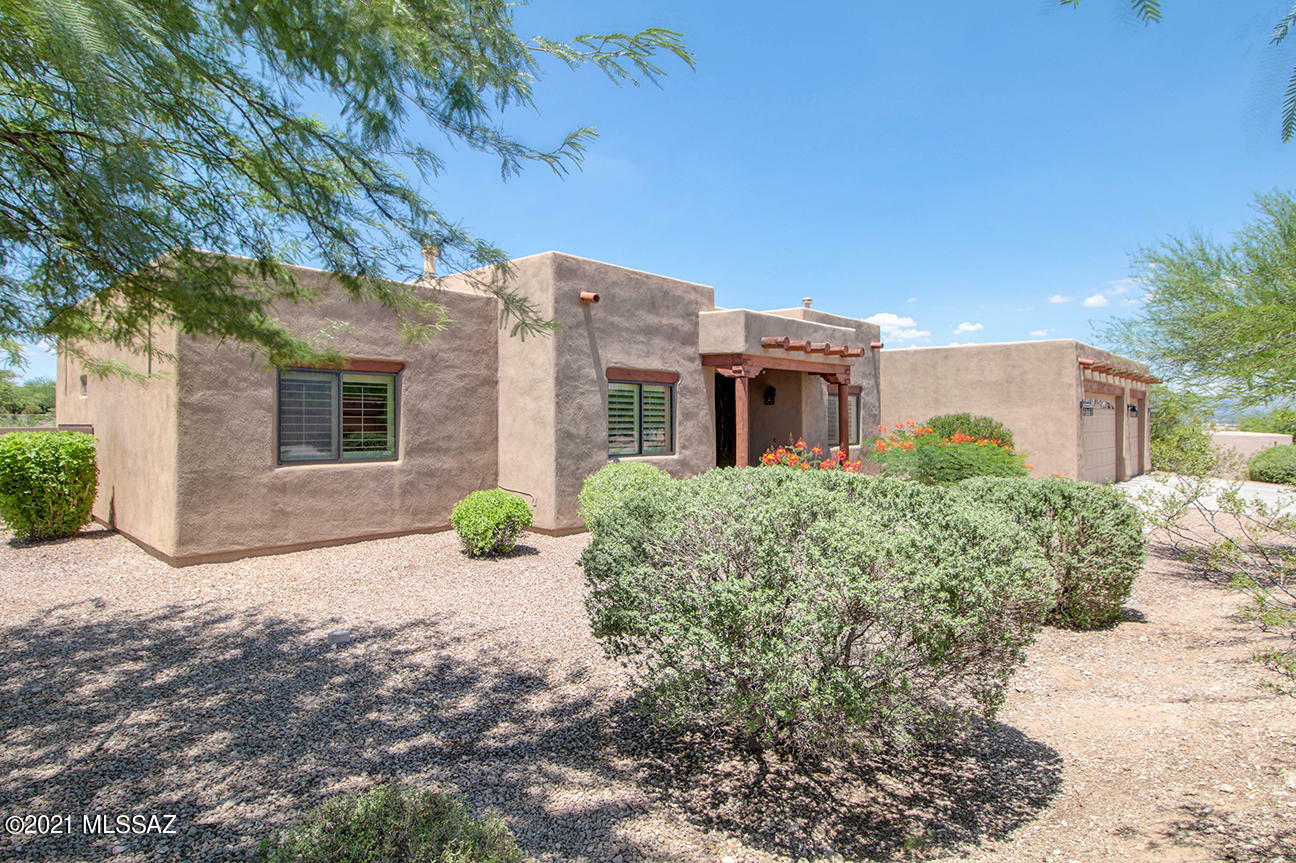 Property Photo:  5471 N Palo Verde Vista Place  AZ 85745 