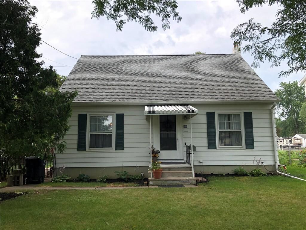 Property Photo: 271 W High Street NY 14456