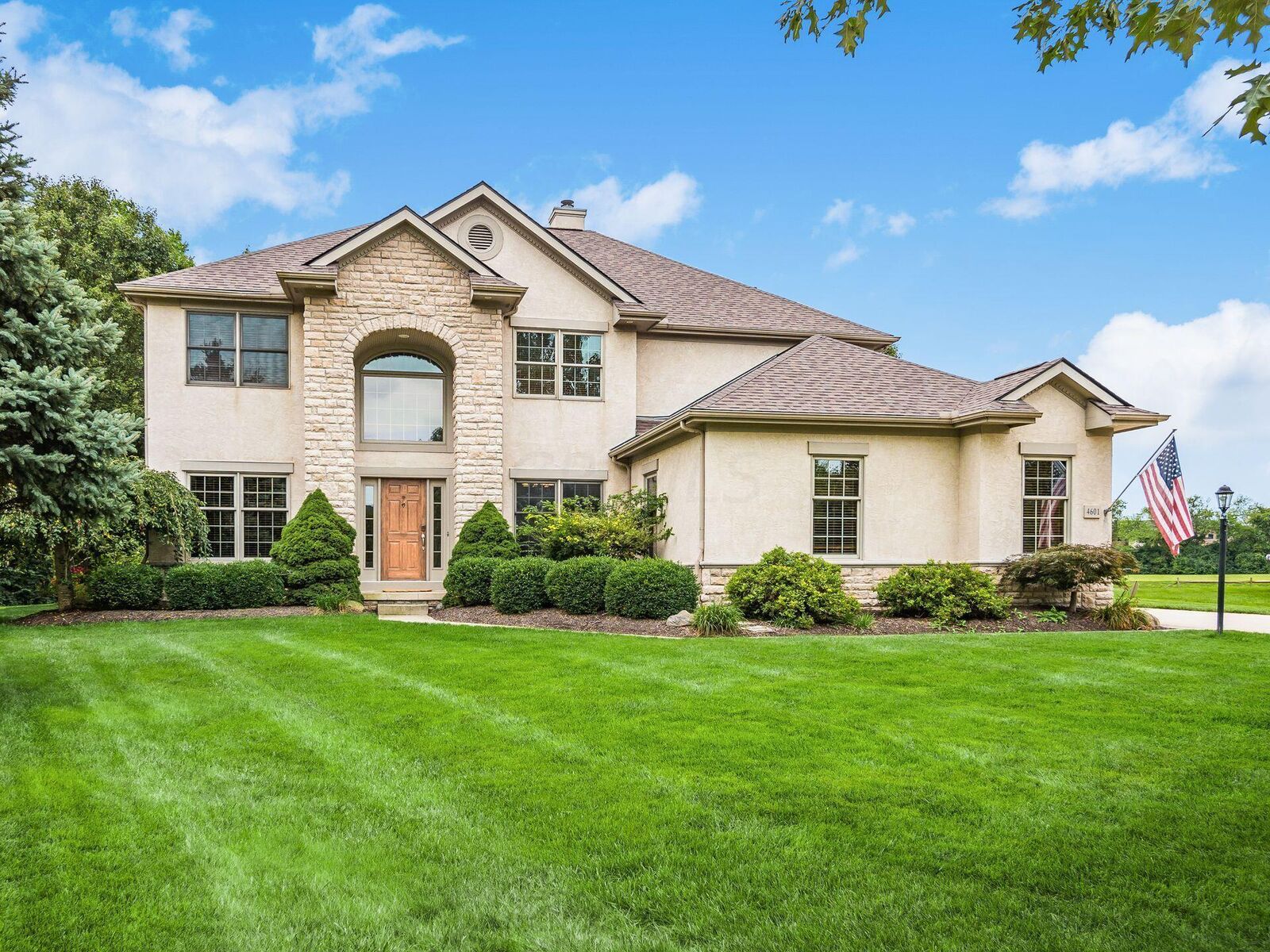 Property Photo:  4601 Wuertz Court  OH 43016 