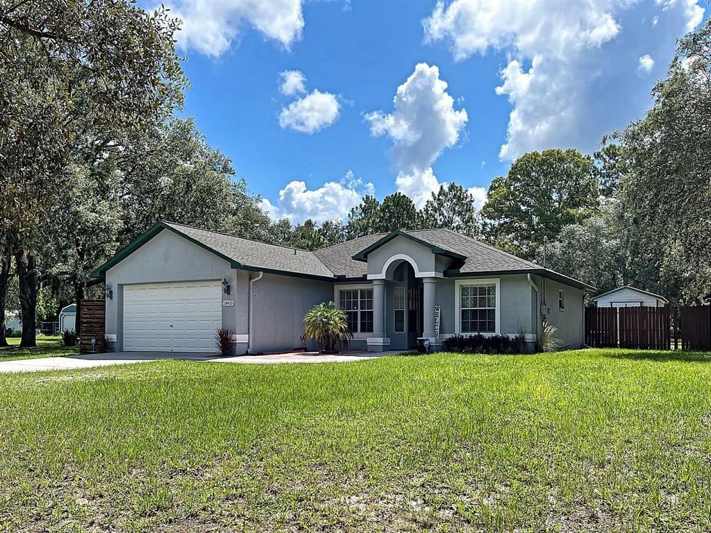 Property Photo:  18410 Kelly Road  FL 34610 