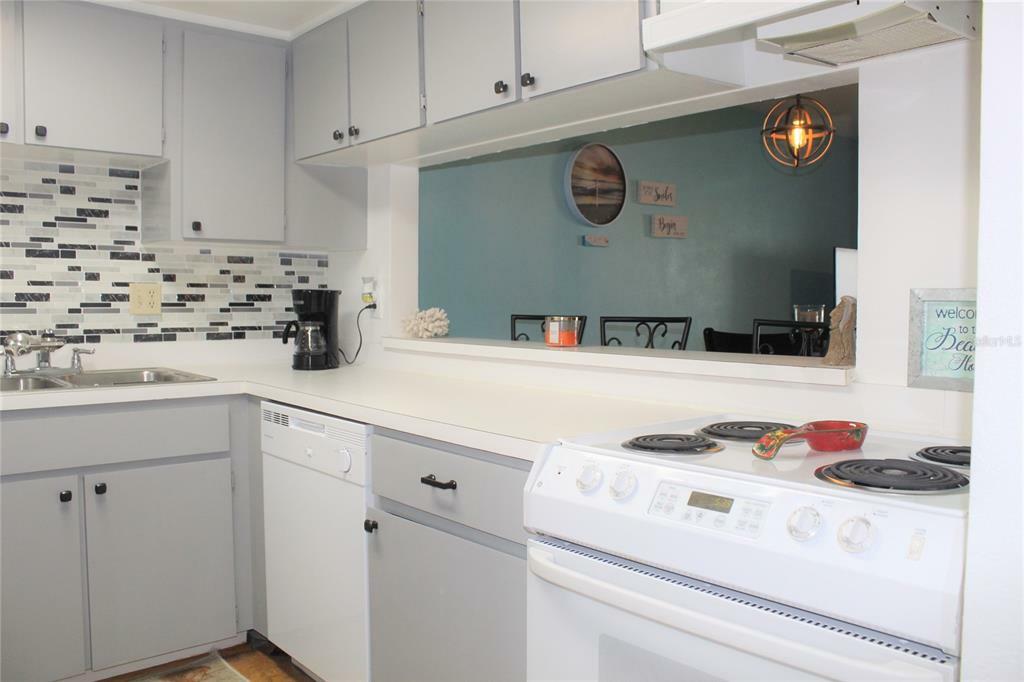 Property Photo: 7701 Starkey Road 511 FL 33777
