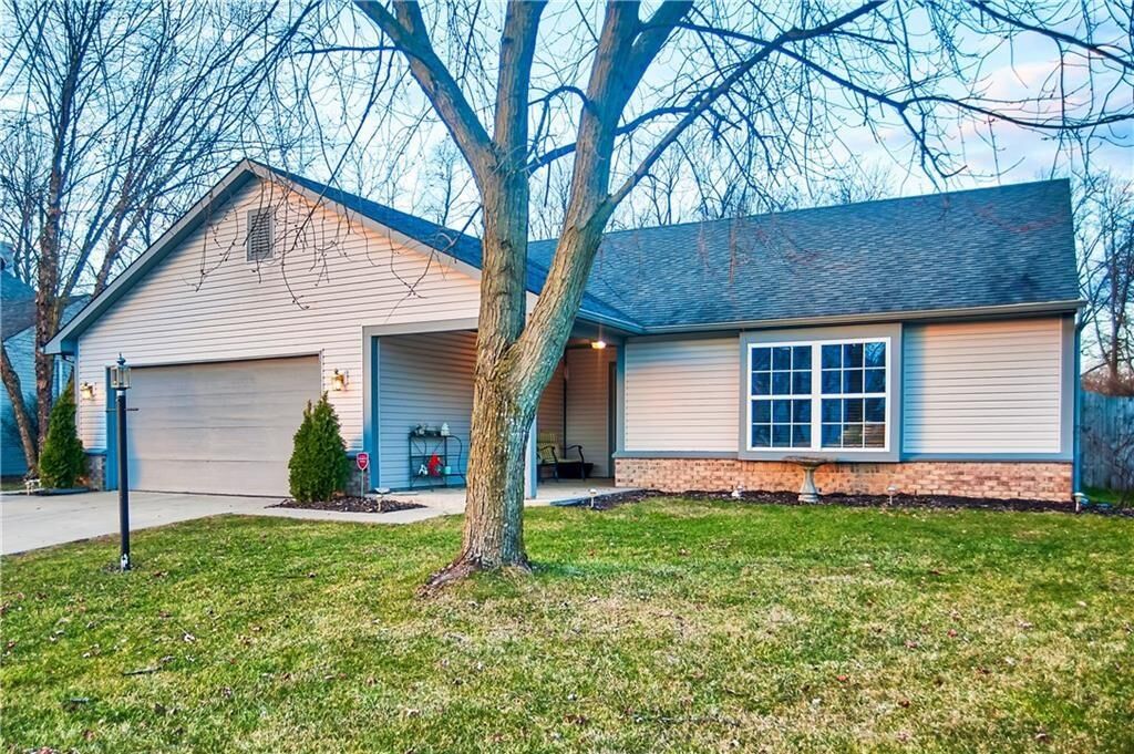 Property Photo:  8444 Southern Springs Drive  IN 46237 