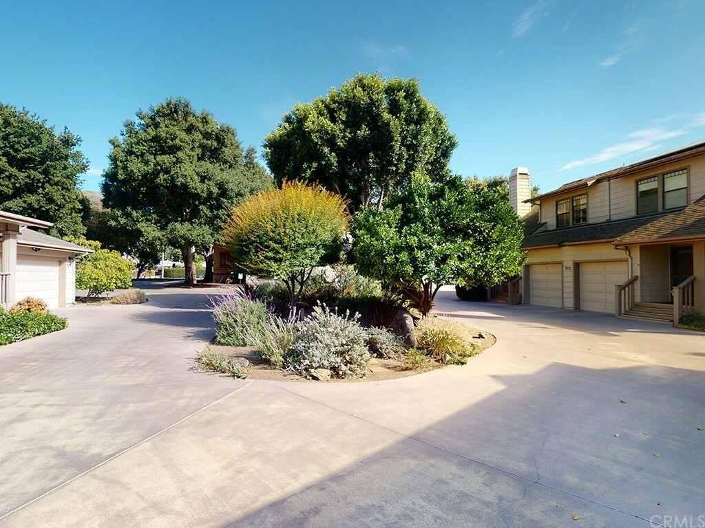 Property Photo:  574 Dana Street B  CA 93401 