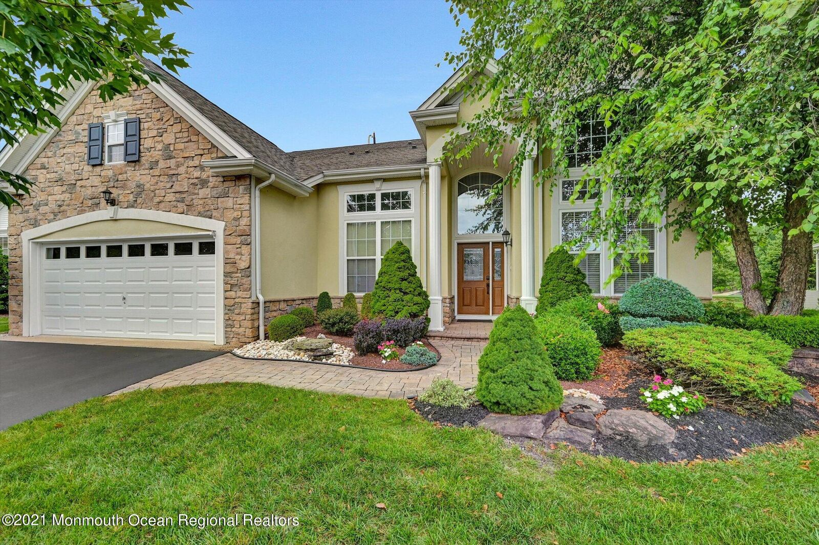 Property Photo:  56 Portchester Drive  NJ 08527 