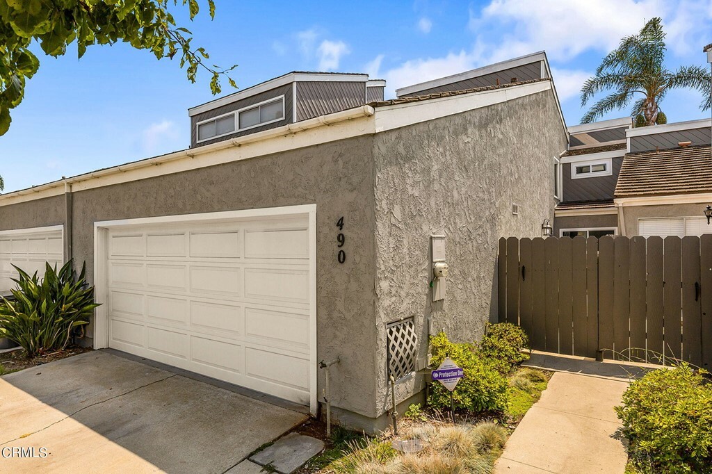 Property Photo:  490 Harbor Lights Lane  CA 93041 