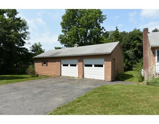 Property Photo:  1 Fiske Mill Rd  MA 01568 