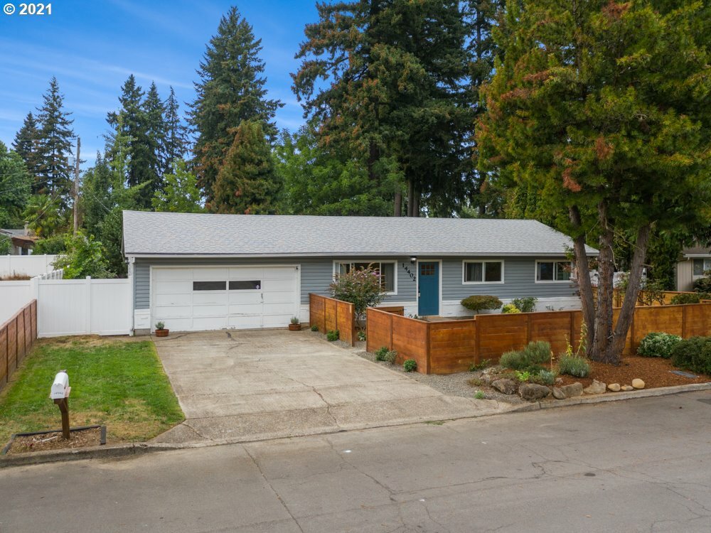 Property Photo:  14402 NE 79th St  WA 98682 