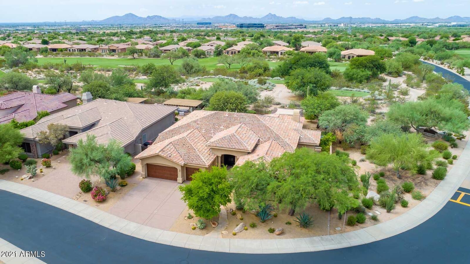 Property Photo: 20166 N 85th Place AZ 85255