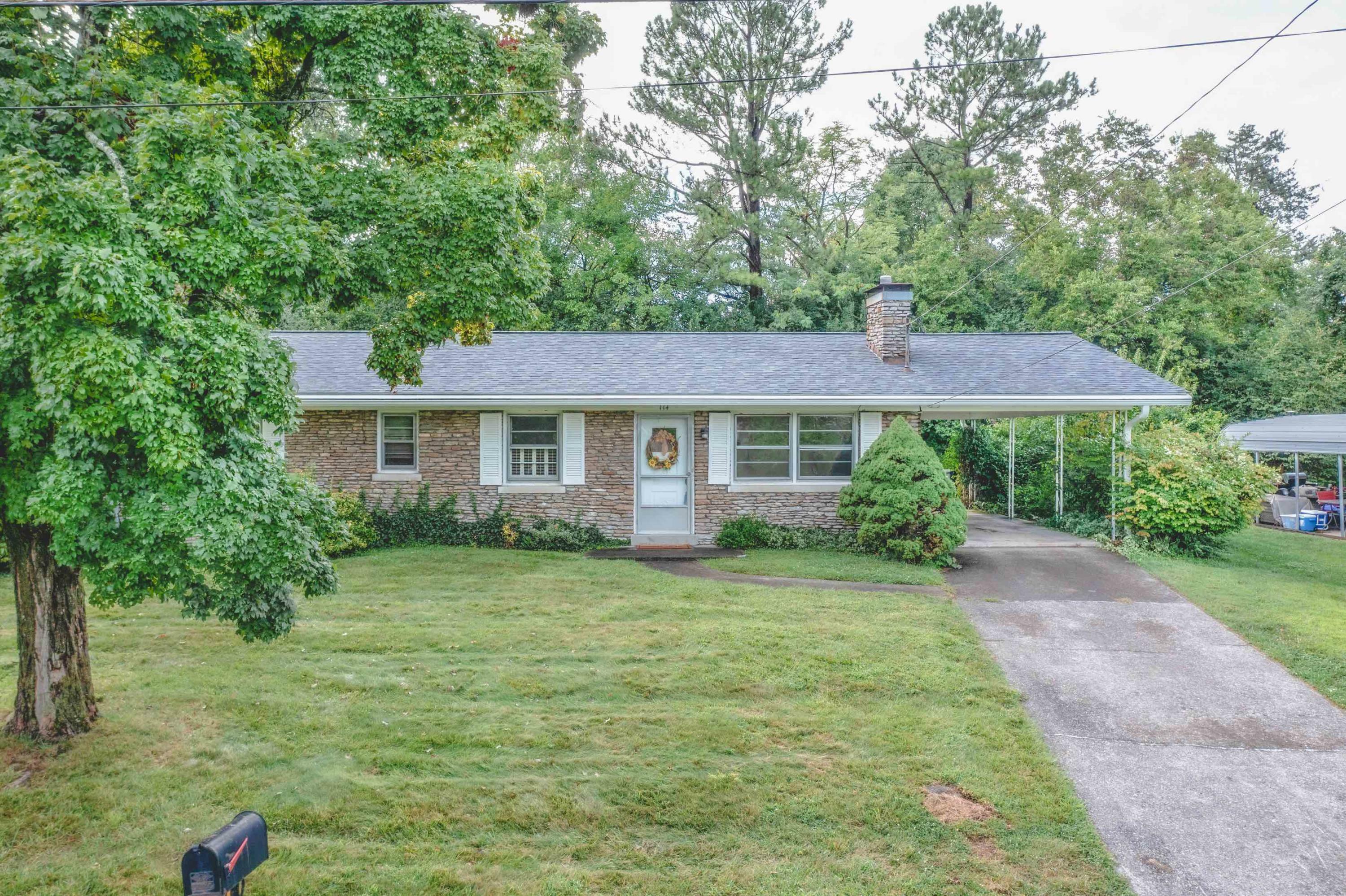 Property Photo: 114 Leimaur Drive KY 40475