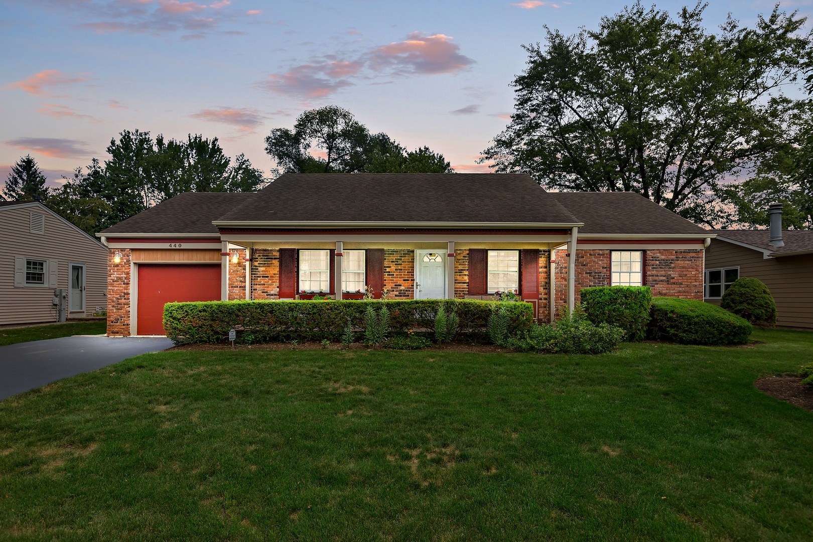 Property Photo:  440 Arbor Gate Lane  IL 60089 