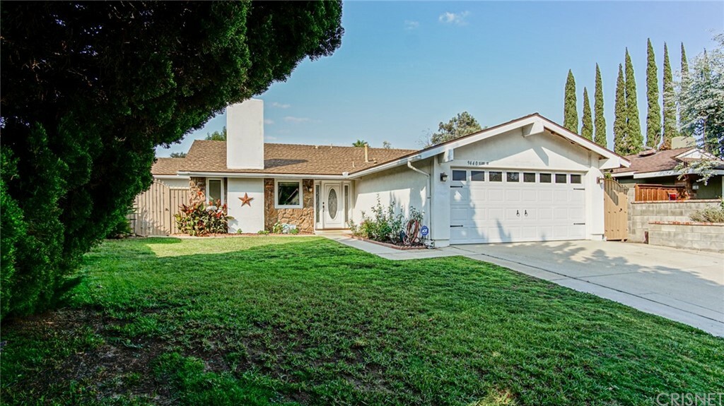 Property Photo:  9440 Glade Avenue  CA 91311 