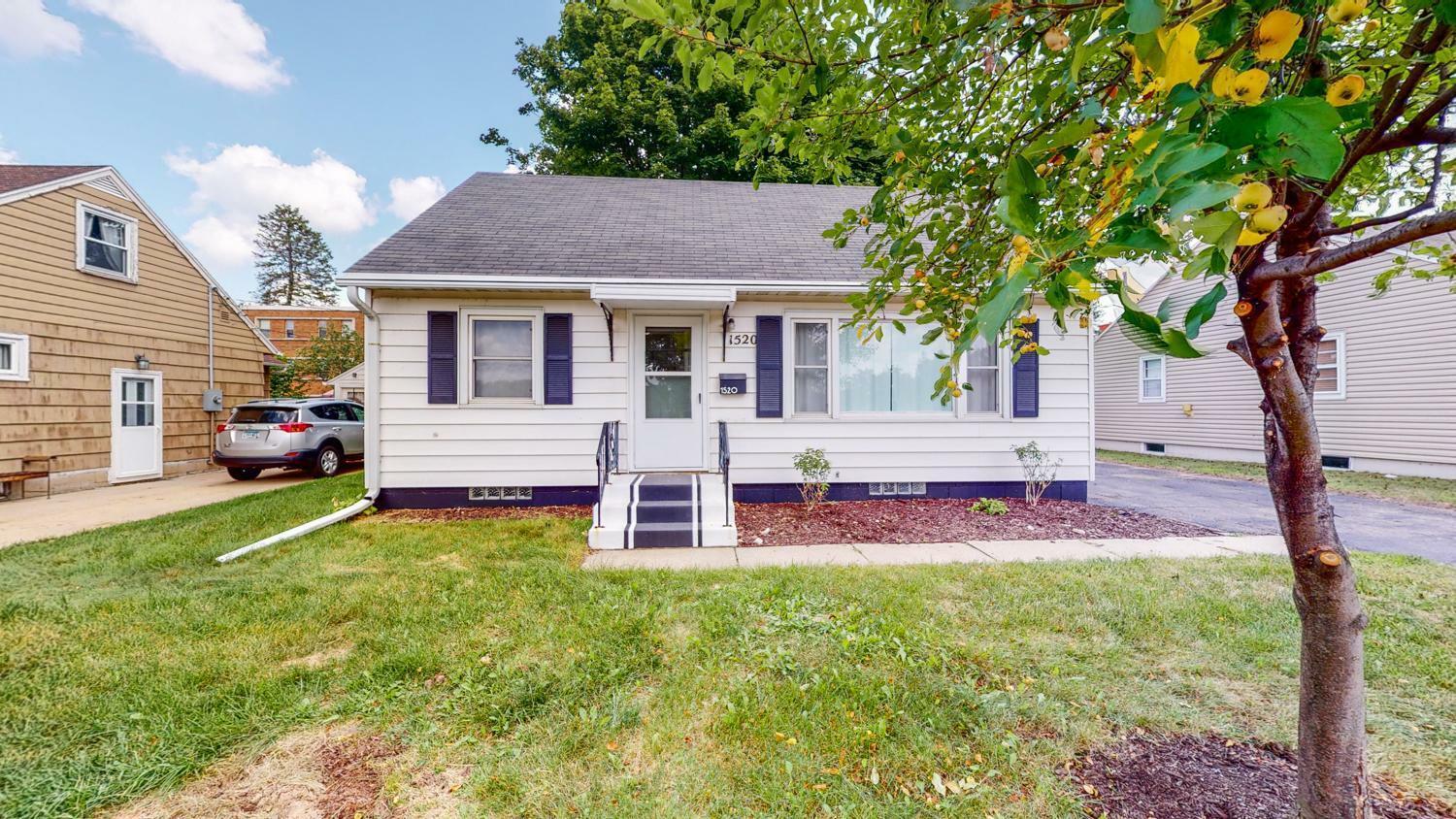 Property Photo: 1520 2nd Avenue NE MN 55906