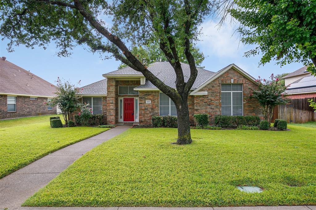 Property Photo: 2805 Champlin Court TX 75082