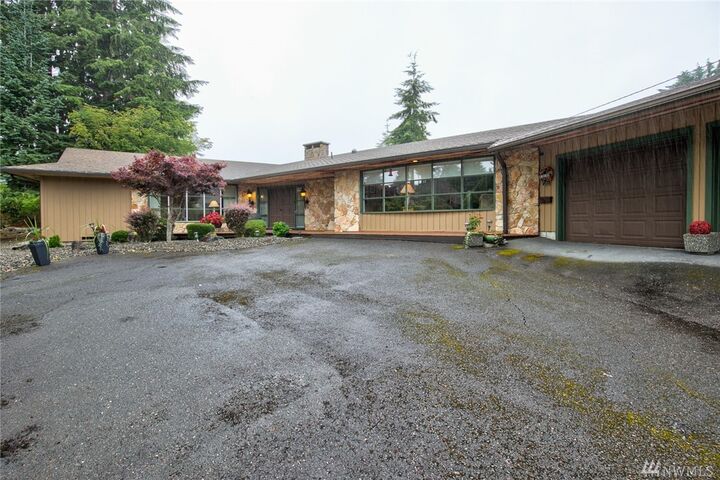Property Photo: 1807 Sherwood Lane WA 98520
