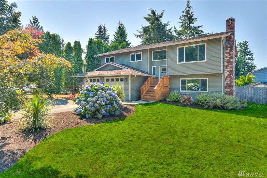 Property Photo: 4422 144th Place SW WA 98087