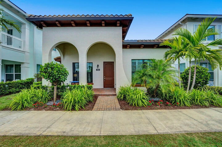 7041 Edison Place  Palm Beach Gardens FL 33418 photo