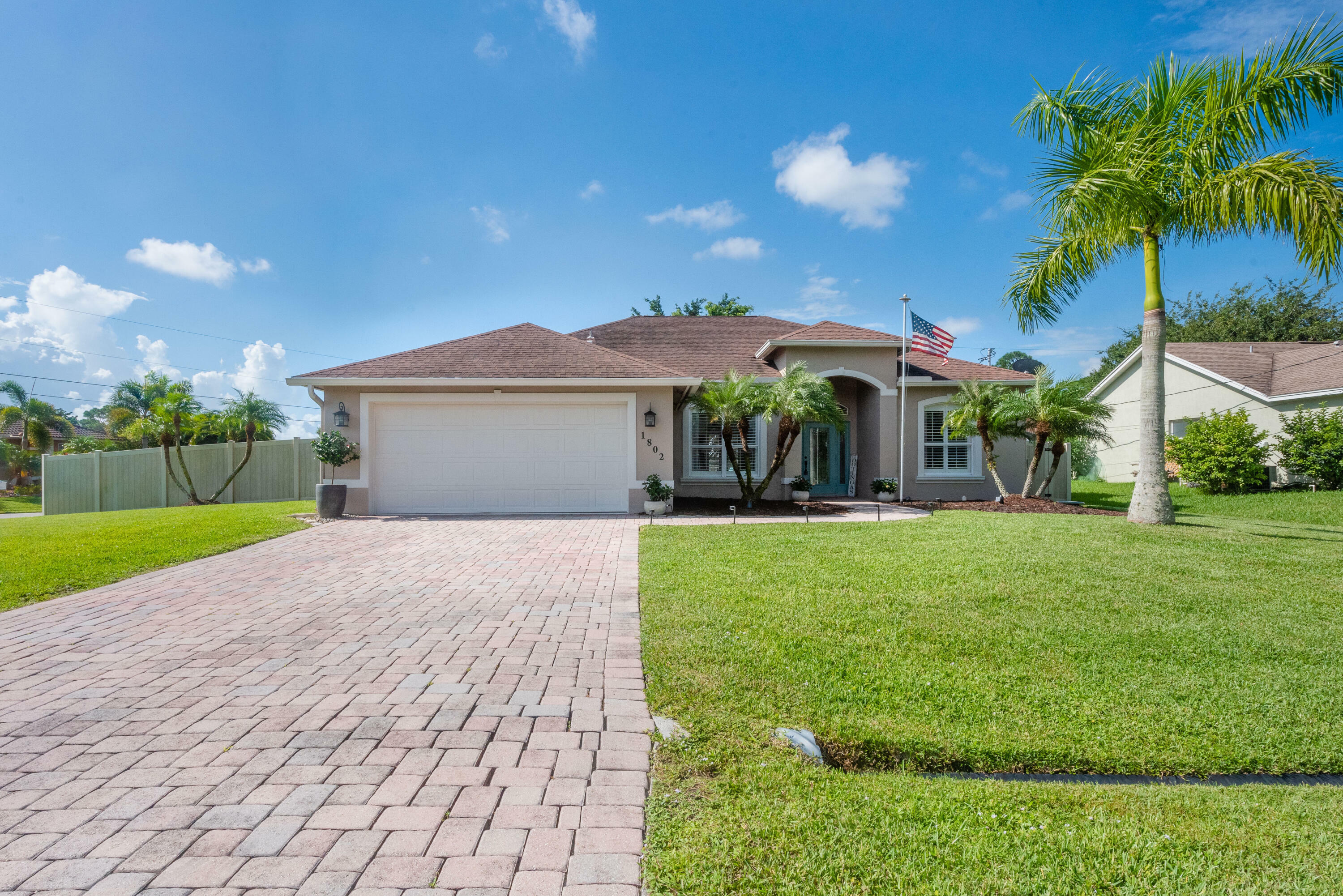 Property Photo:  1802 SW Altman Avenue  FL 34953 