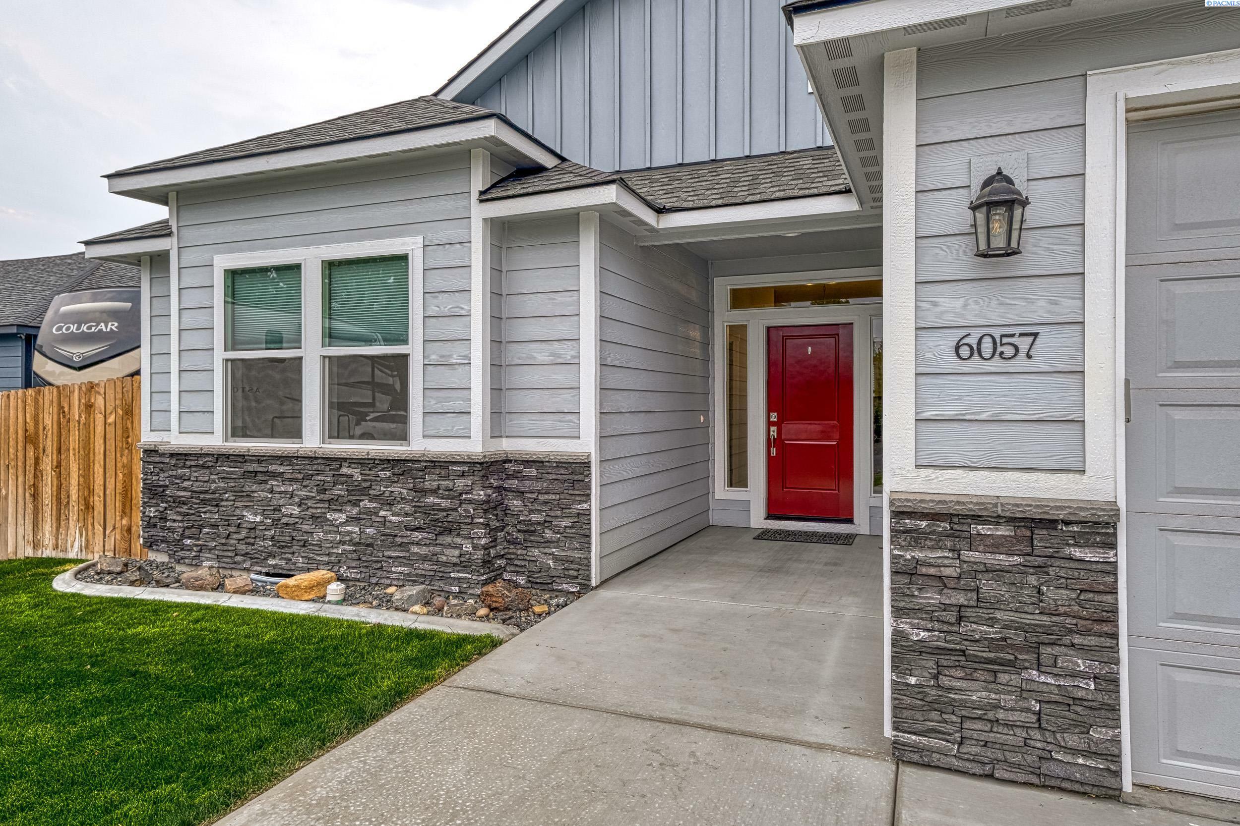 Property Photo:  6057 Oasis Street  WA 99353 