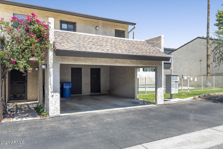 Property Photo: 3136 N 38th Street 4 AZ 85018