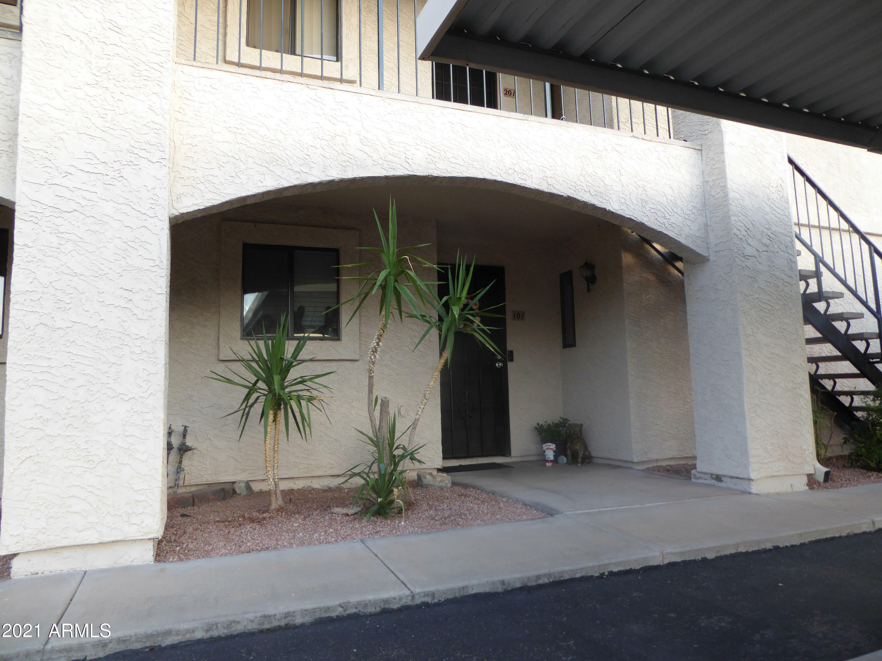 Property Photo:  16108 E Emerald Drive 101  AZ 85268 