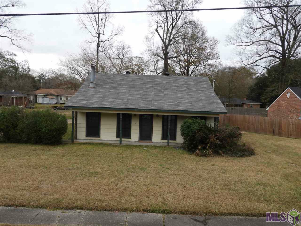 Property Photo:  11418 St George  LA 70811 