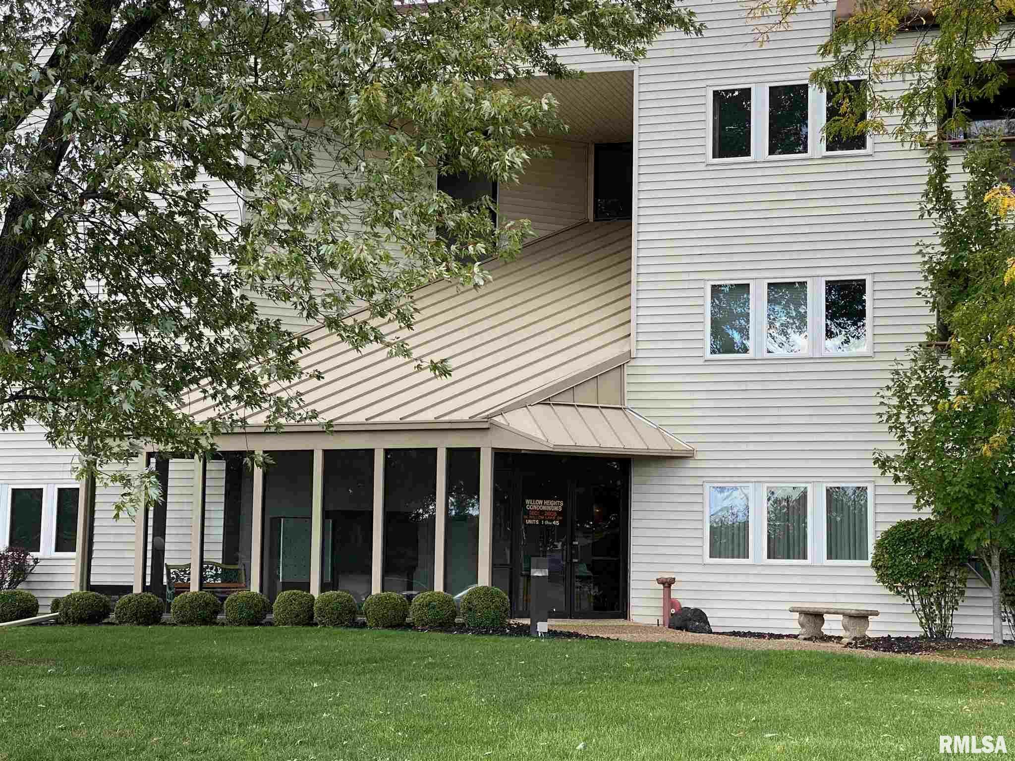 Property Photo:  2605 Willowlake 26  IL 61614 