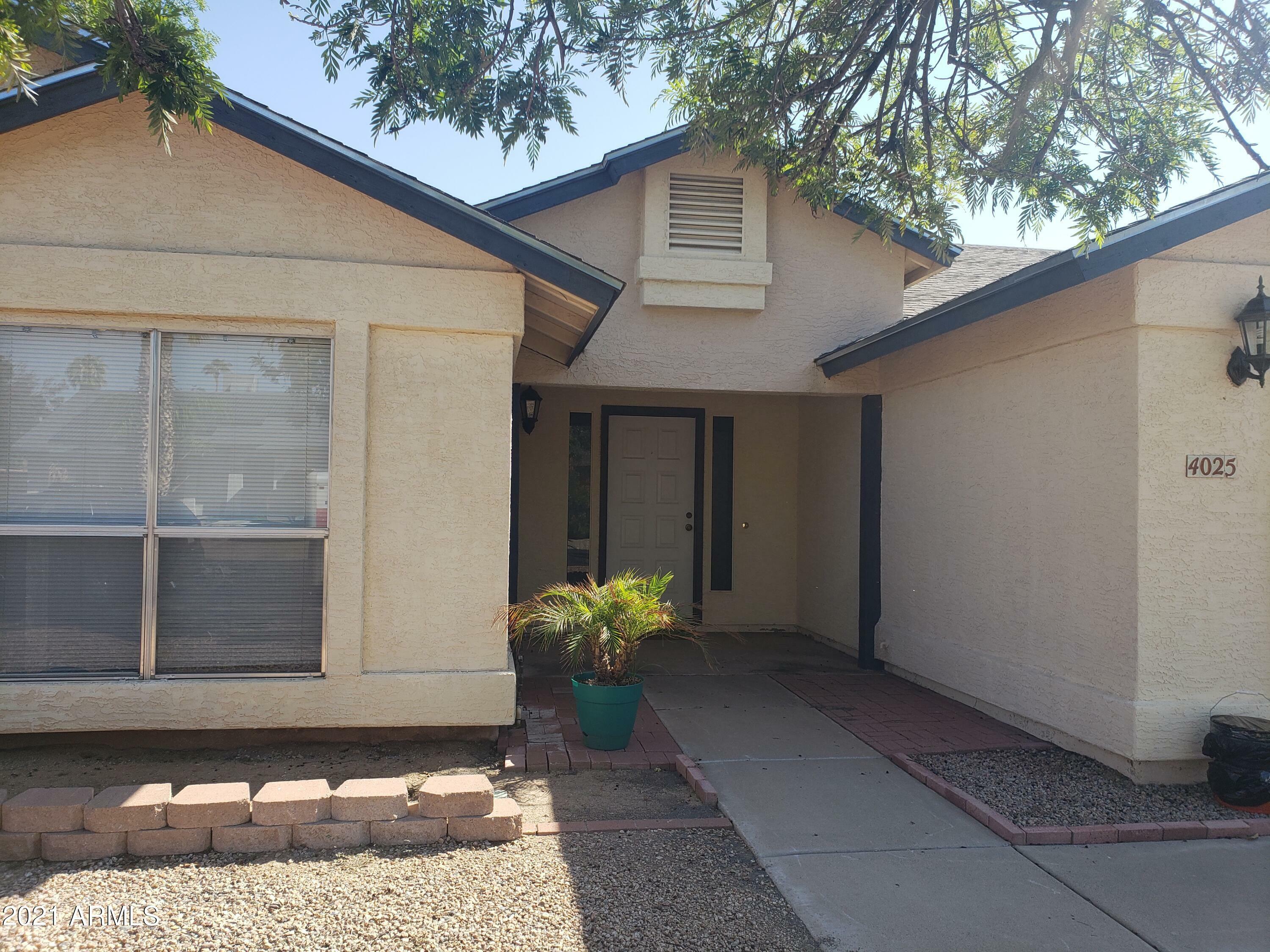 Property Photo: 4025 E Taro Lane AZ 85050