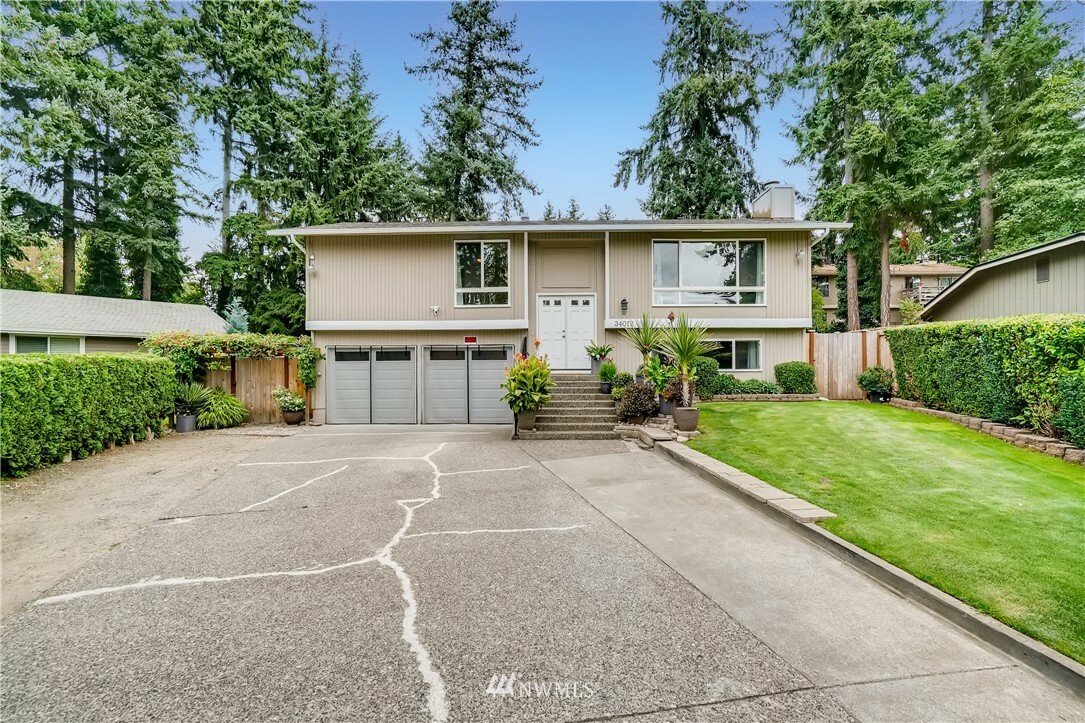 Property Photo:  34012 32nd Avenue SW  WA 98023 