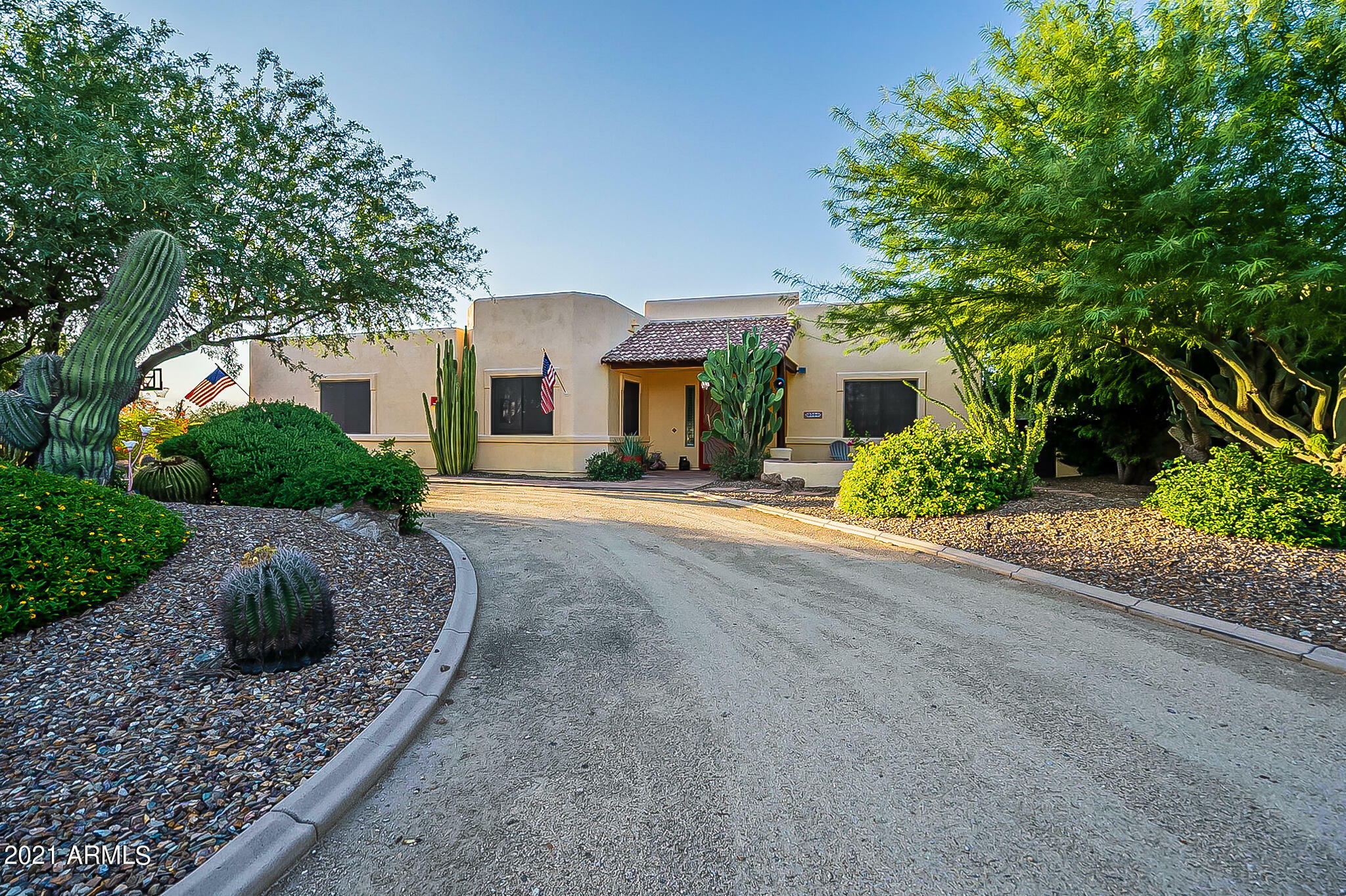 Property Photo:  2714 W Valley View Trail  AZ 85086 