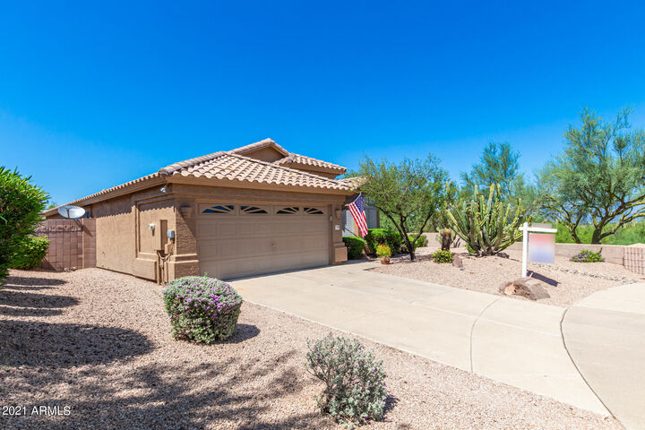 Property Photo: 17220 E Hillcrest Drive AZ 85268