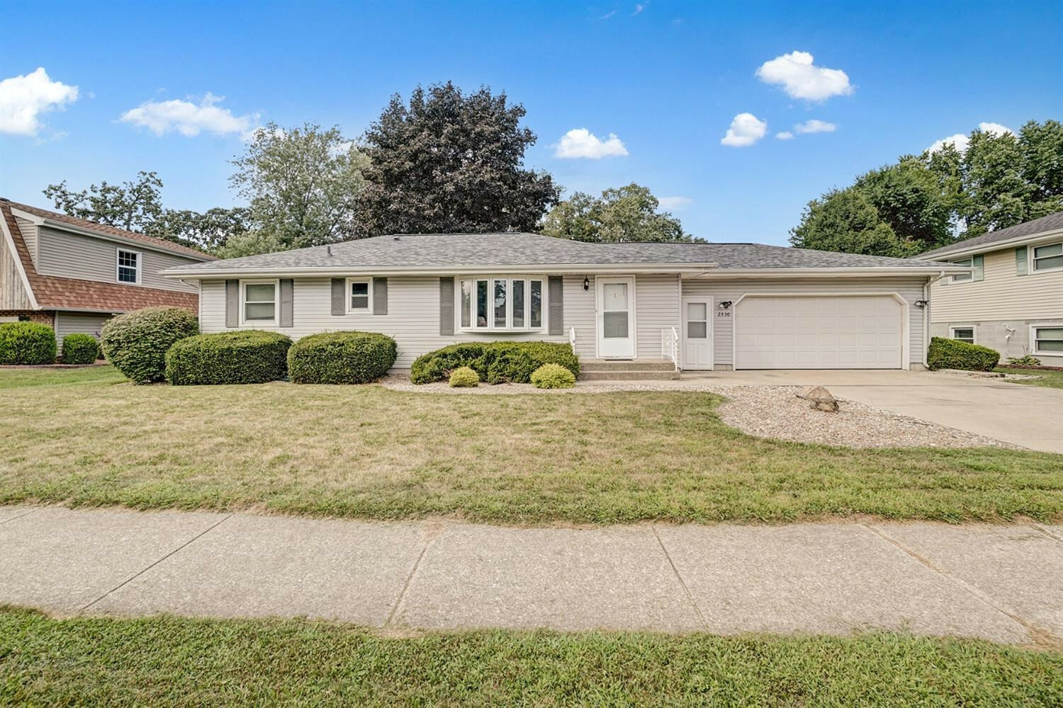 Property Photo:  2530 Walnut Lane  IN 46342 