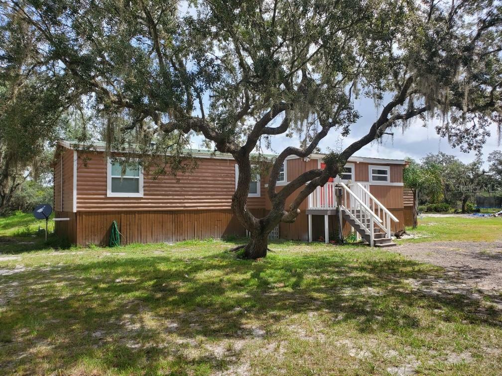 Property Photo:  4920 Allison Avenue  FL 33859 