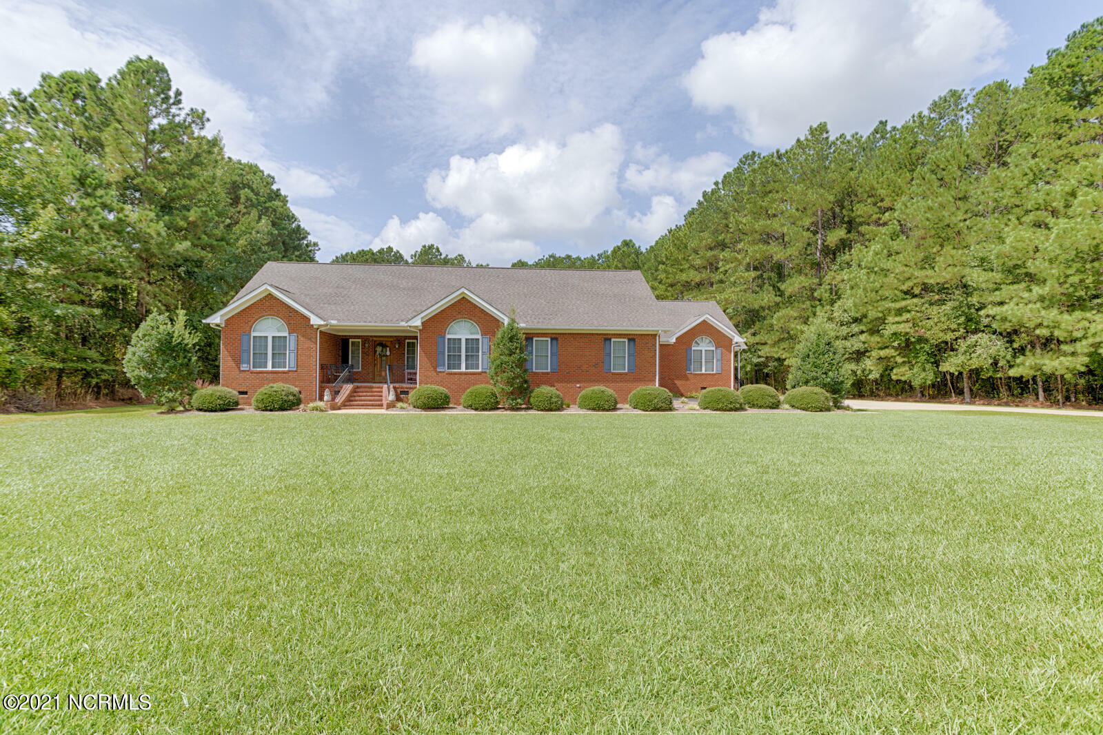 Property Photo:  2175 Robersonville Road  NC 27889 