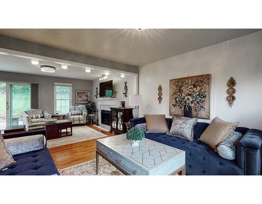 Property Photo:  50 Meadow Ln  MA 01536 