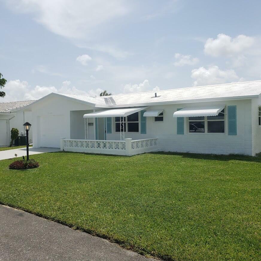 Property Photo:  2109 Verdi Drive  FL 33426 