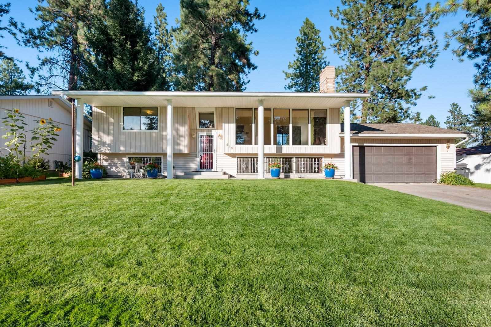 Property Photo:  415 E Eaton Ave  WA 99218 