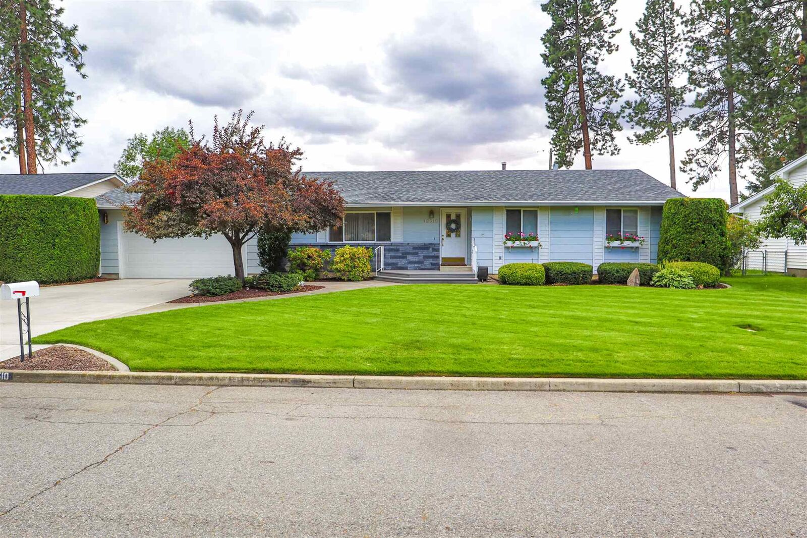 Property Photo: 12510 E 25th Ave WA 99216