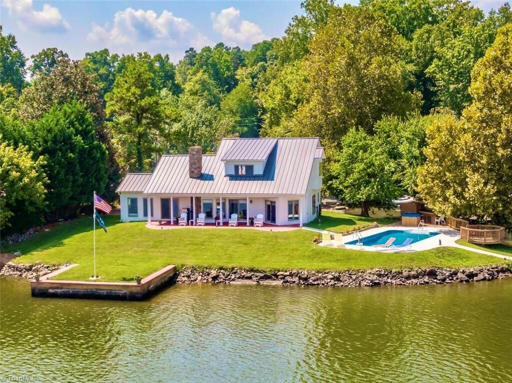 Property Photo:  219 Lake Pines Lane  NC 27292 