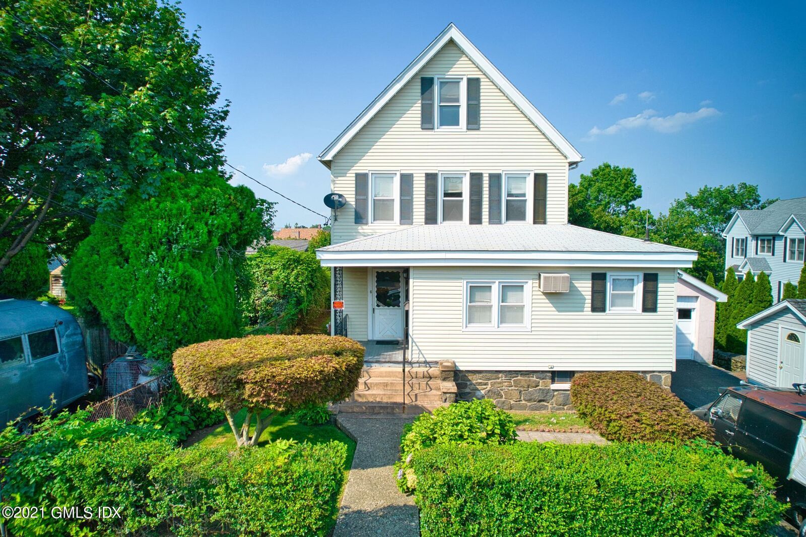 Property Photo:  6 View Street  CT 06830 
