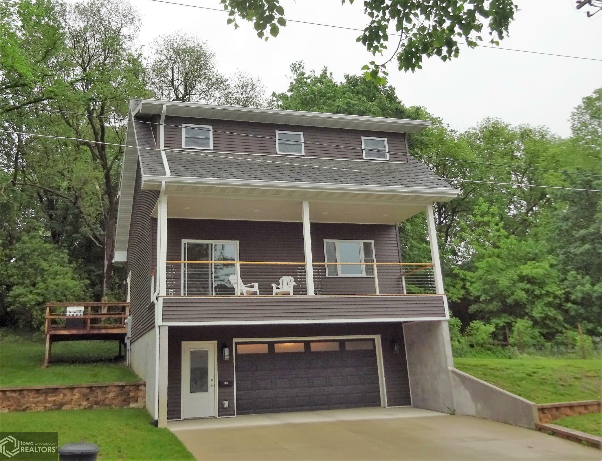 Property Photo:  522 River Street  IA 50126 