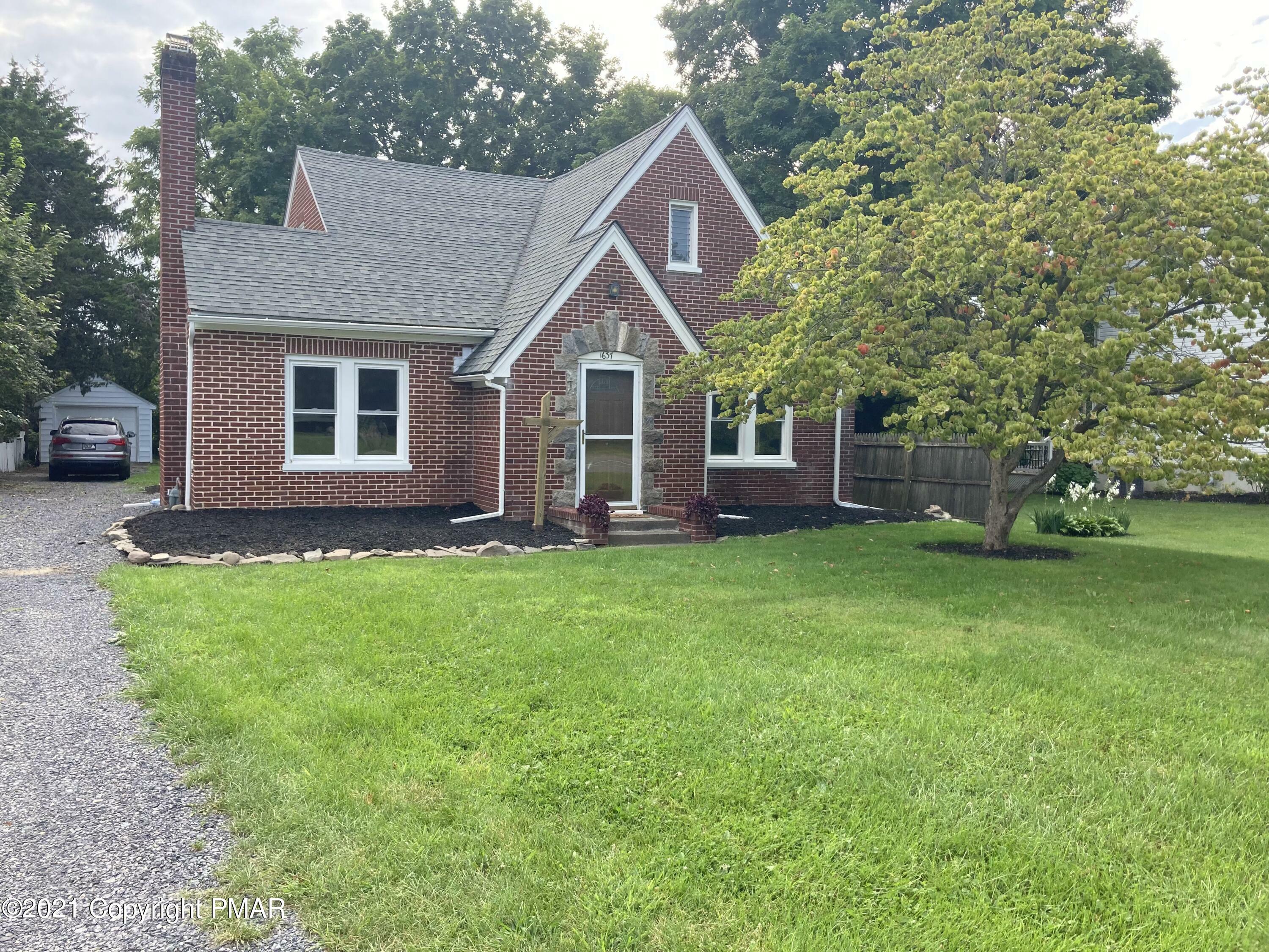 Property Photo:  1637 N North 5th  PA 18360 