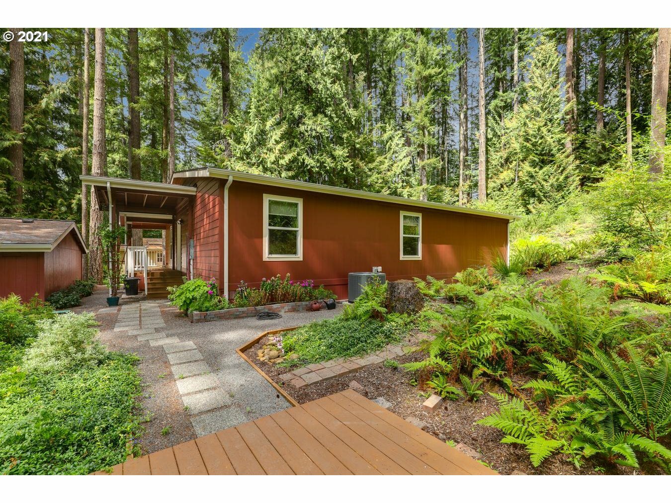 Property Photo: 32700 SE Leewood Ln 112 OR 97009